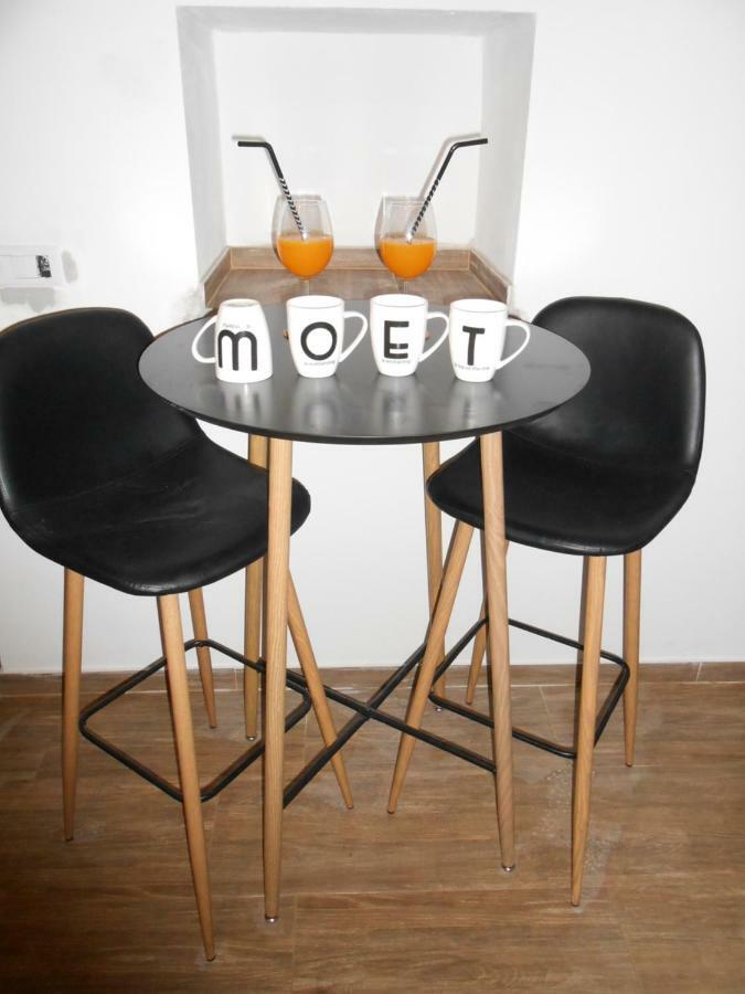 Апартаменты Moet With Garden Пула Экстерьер фото